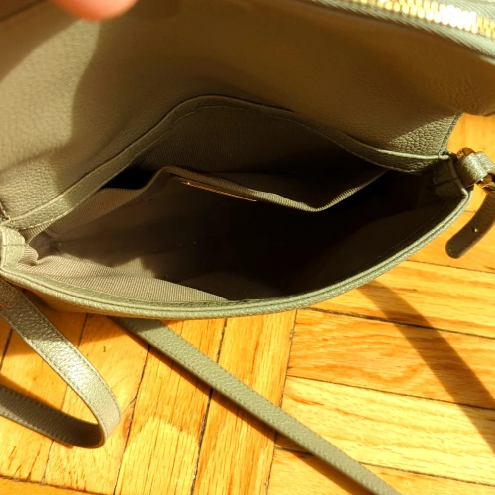 Furla crossbody flap bag with dustbag - Picture 4 of 11